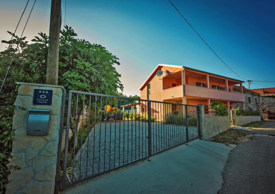 Villa Milla-Grubine ภายนอก รูปภาพ