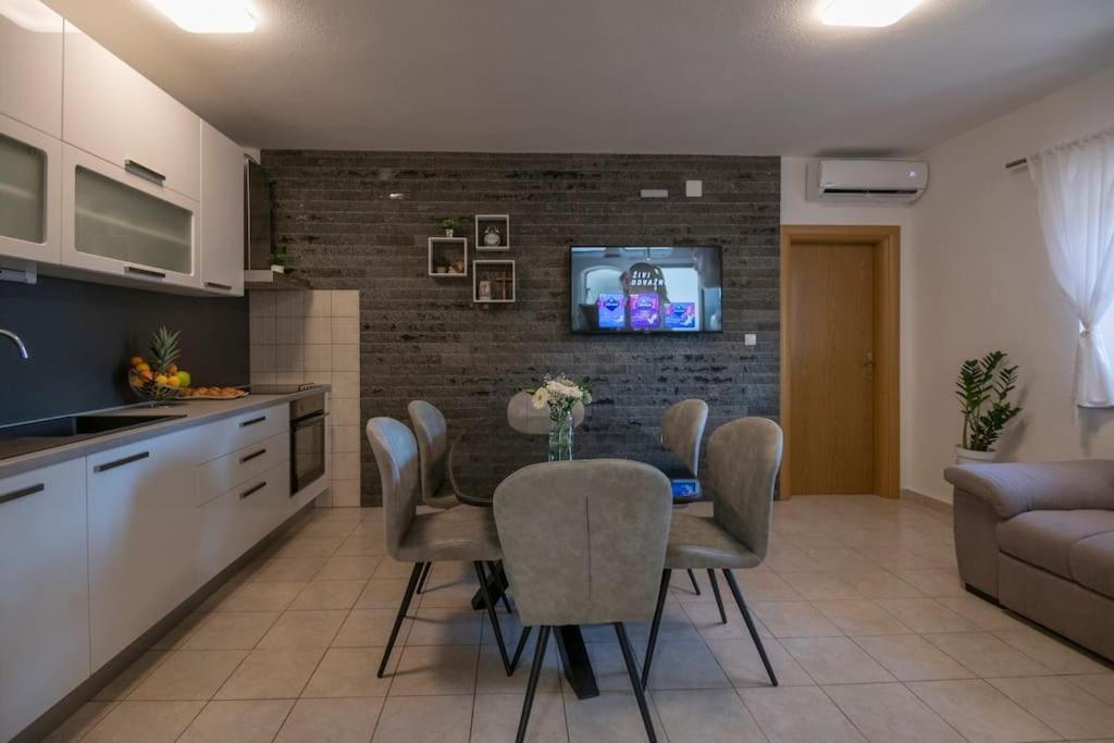 Villa Milla-Grubine ภายนอก รูปภาพ